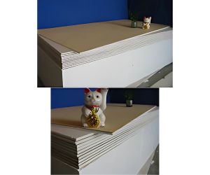 「ベニヤ板に発泡スチロール貼り合せ」 2