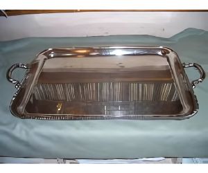 おまけ ケーキ用机とトレー2