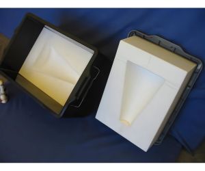 特殊精密部品の搬送用梱包材