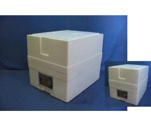 既製品容器からつくる猫ハウス2