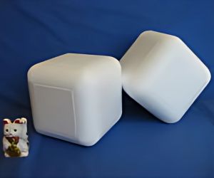 転がせる巨大サイコロ