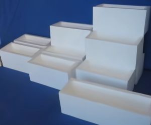 いちごの水耕栽培容器