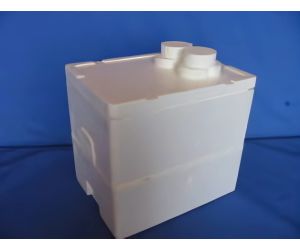 足湯容器 魚箱製造メーカーからのご協力を得てつくりました