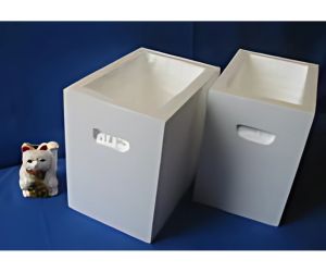 四角い液体窒素容器 持ち手あり