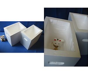 四角い液体窒素用容器 持ち手あり2