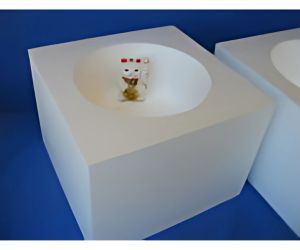 四角い液体窒素用容器を細長くくり抜いたもの3