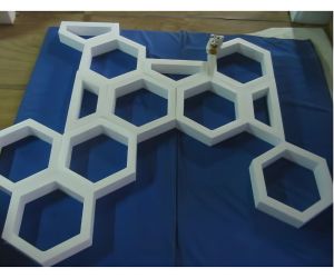 ハニカム構造の実験用模型