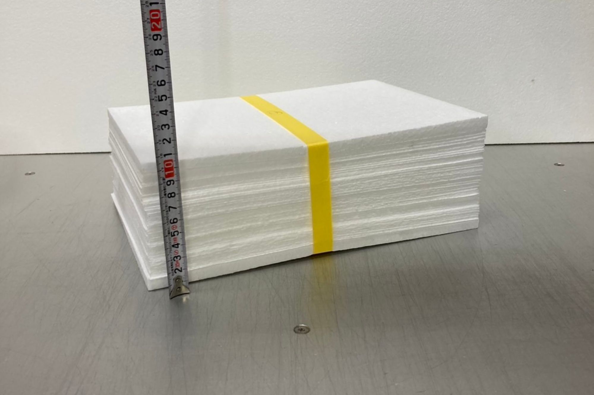 発泡スチロールペーパー 飛び続ける飛行機用