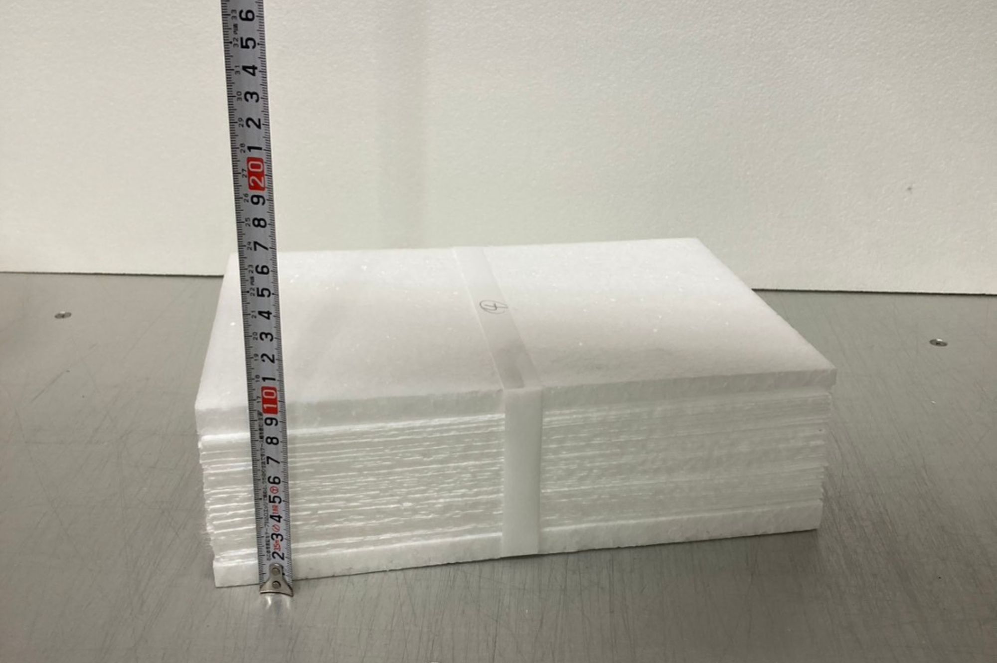 発泡スチロールペーパー 飛び続ける飛行機用