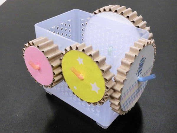 動く歯車の工作 力の伝達機構をつくろう
