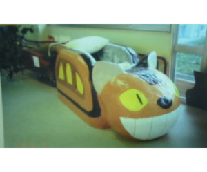 先生が作った製作実例「モアイ像 と ねこバス」3