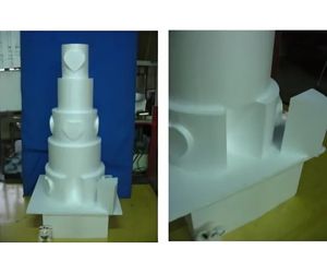 トップにハートを乗せたケーキ台4