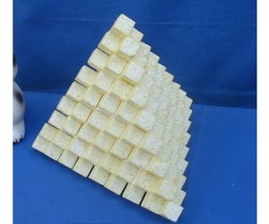 黄色い立体パズル2