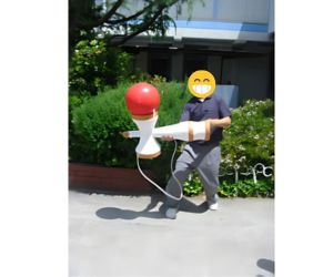 玉の大きさ30センチ巨大けん玉の実演風景2