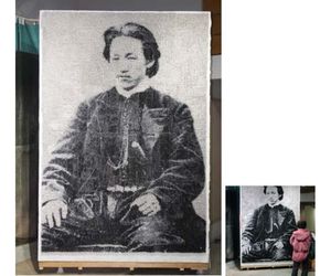 都立日野高等学校2年2組と有志80名による爪楊枝アート作品「土方歳三」像2