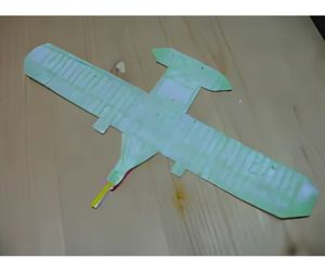 発泡スチロールペーパーの紙飛行機の飛ばし方 ヒント2