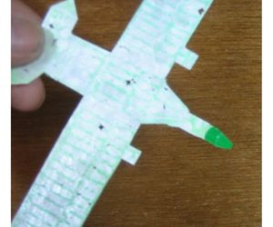 発泡スチロールペーパーの紙飛行機の飛ばし方 ヒント4